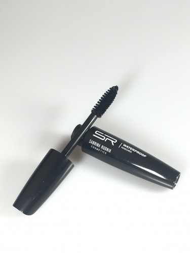SABRINA RUDNIK COSMETICS: ŘASENKA PRO OBJEM, VODĚODOLNÁ 