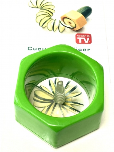 SPIRÁLOVÝ KRÁJEČ NA OKURKY - CUCUMBER SLICER (1KS)