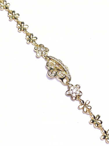 NÁRAMEK V BARVĚ 14K ZLATA SE SPOJENÝMI JEMNÝMI KVĚTINKAMI (17 - 19CM)