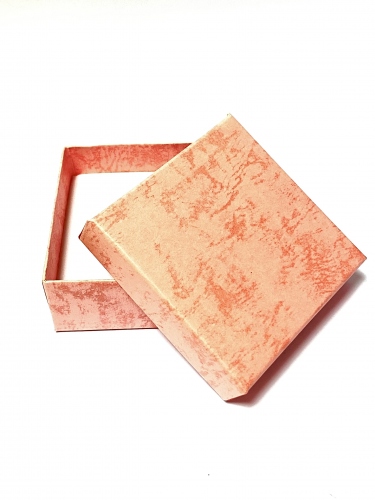 DÁRKOVÁ KRABIČKA  (8 X 8 X 3,5CM) MIX BAREV