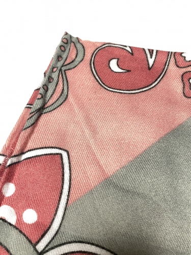 ELEGANTNÍ TEPLÁ ŠÁLA S RŮZNÝMI ORNAMENTY S DOKONALOU HEBKOSTI - RŮŽOVÁ